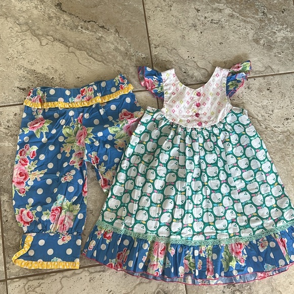 Olive Mae Girls size 7/8 Back To School Apples tunic & matching capri pant-adorb - Picture 2 of 11